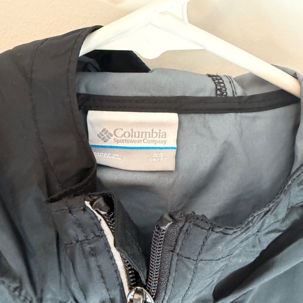 Columbia Kids Unisex Rain Jacket | Black | Size XS (6–7) - Picture 2 of 5